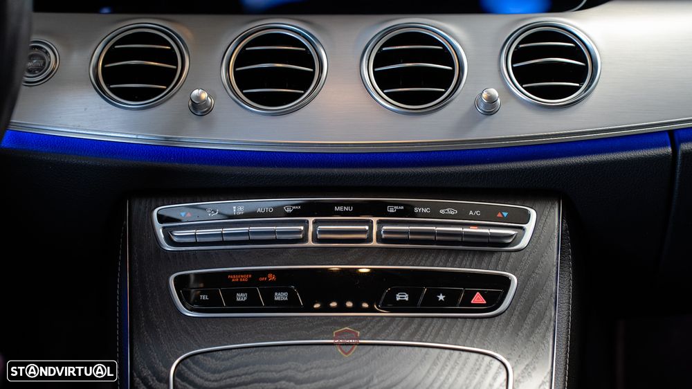 Mercedes-Benz E 220 d Avantgarde - 31