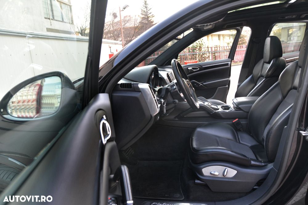 Porsche Cayenne Platinum Edition - 15