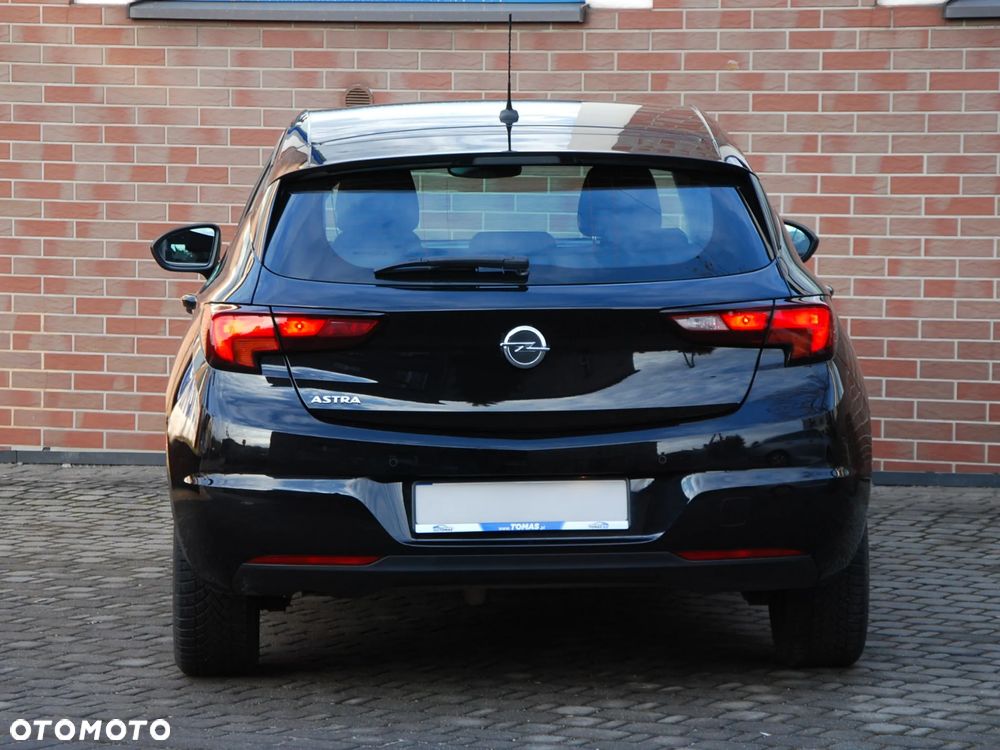 Opel Astra 1.4 T Enjoy S&S - 22