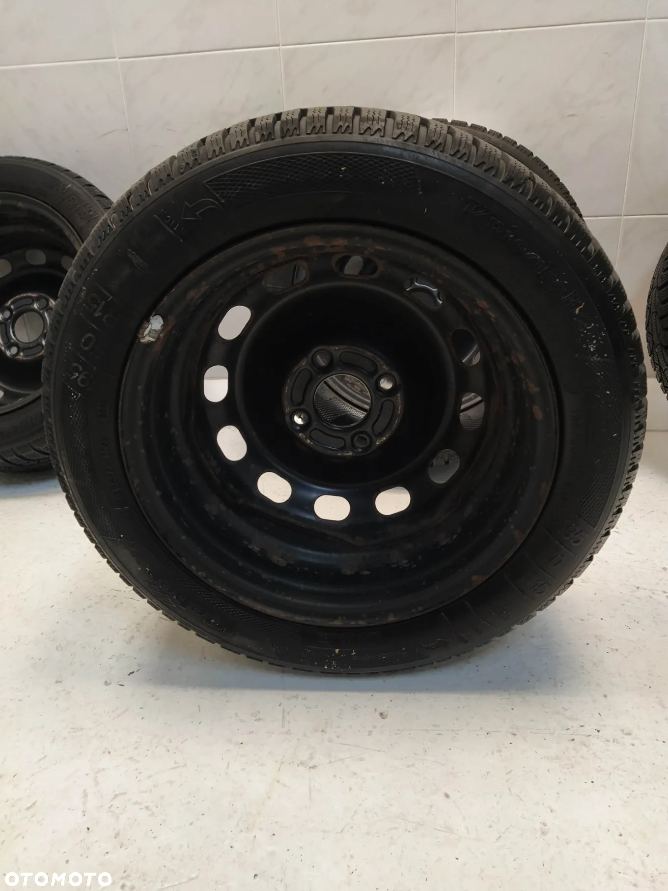 FORD FIESTA TREND FELGI STALOWE R15 OPONY 195/50 KOŁA KOMPLET - 28
