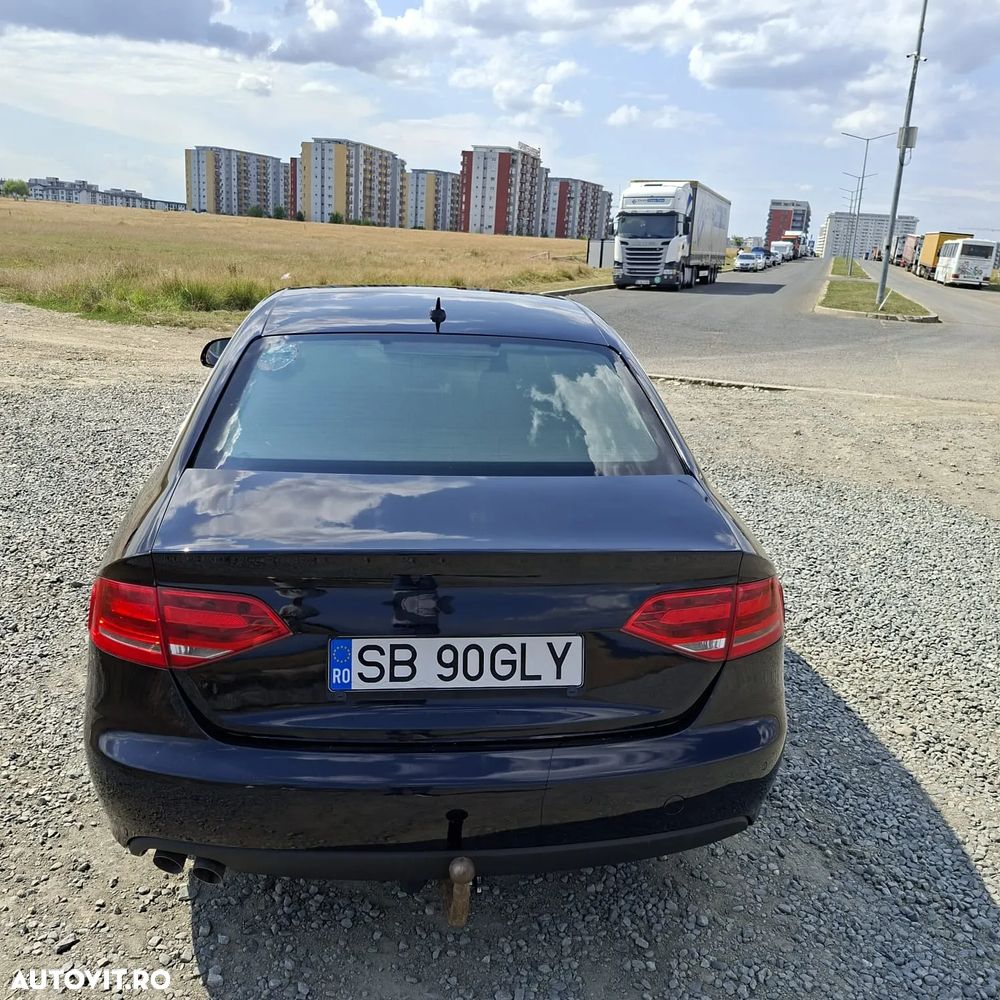 Audi A4 Limuzina 2.0 TDI B8 - 9
