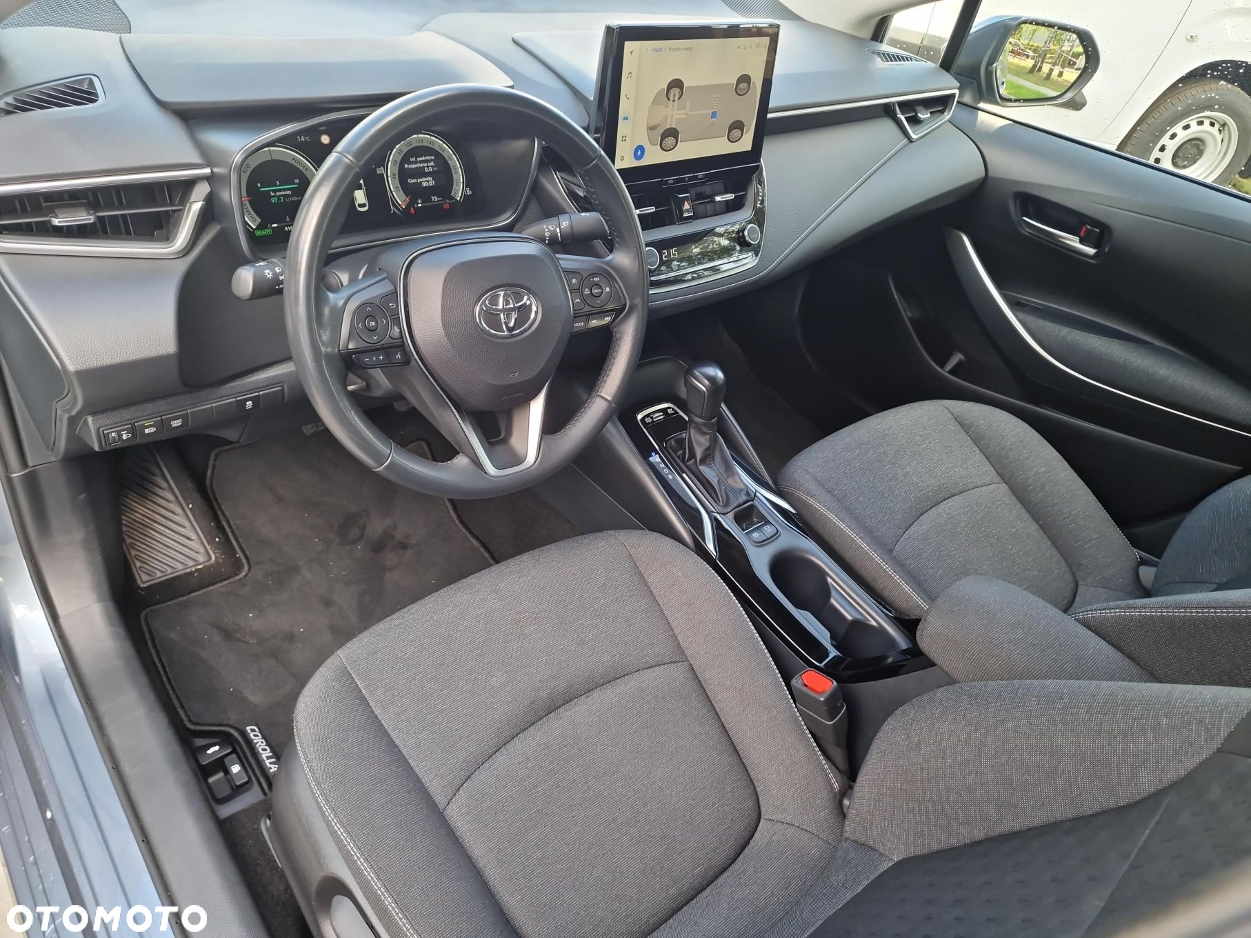 Toyota Corolla - 11