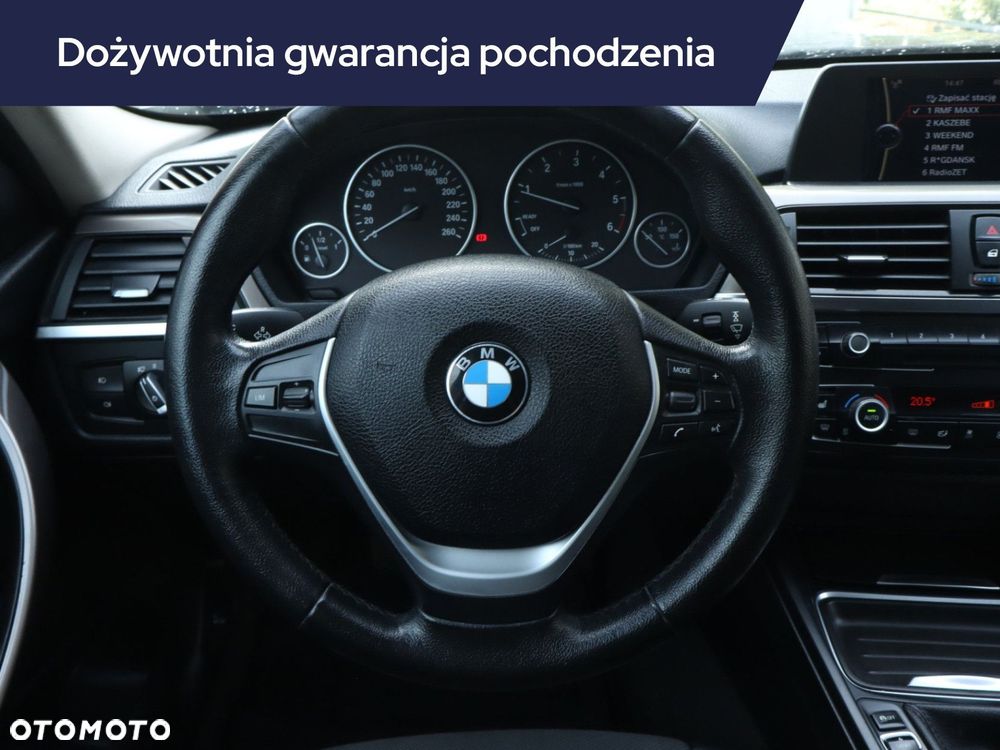 BMW Seria 3 - 25
