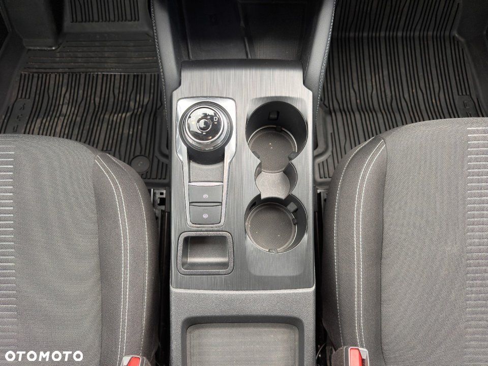 Ford Kuga - 19