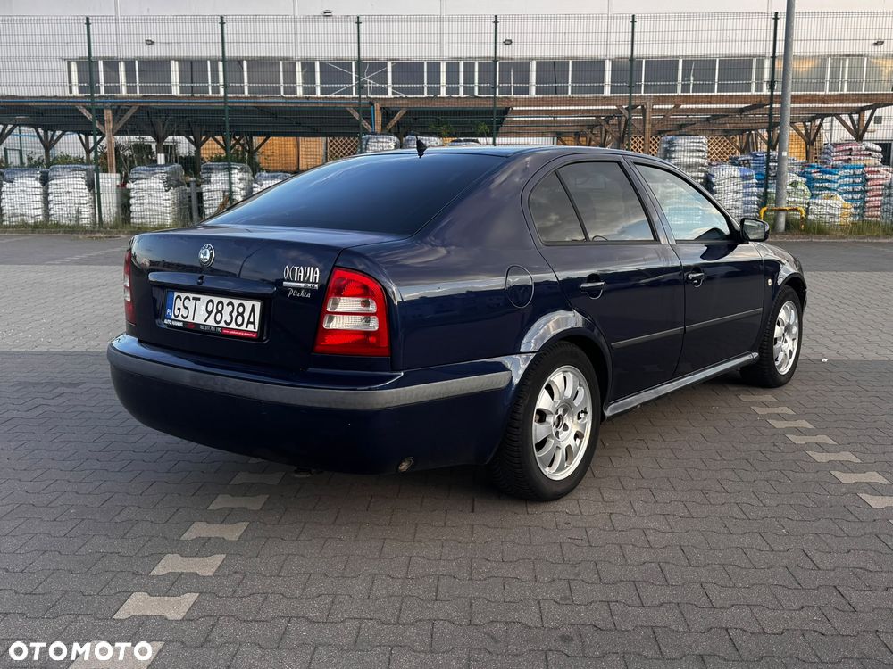 Skoda Octavia 2.0 Ambiente - 4