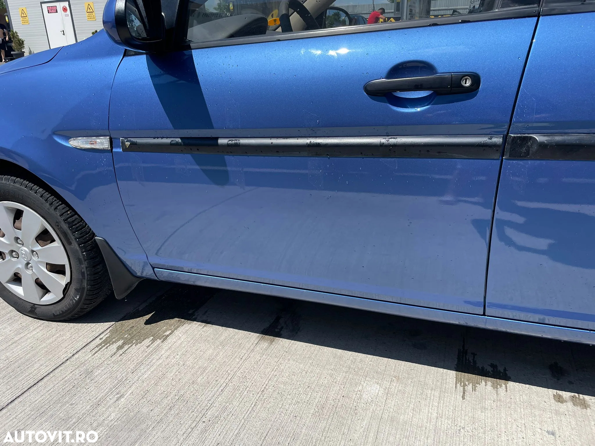 Hyundai Accent - 3