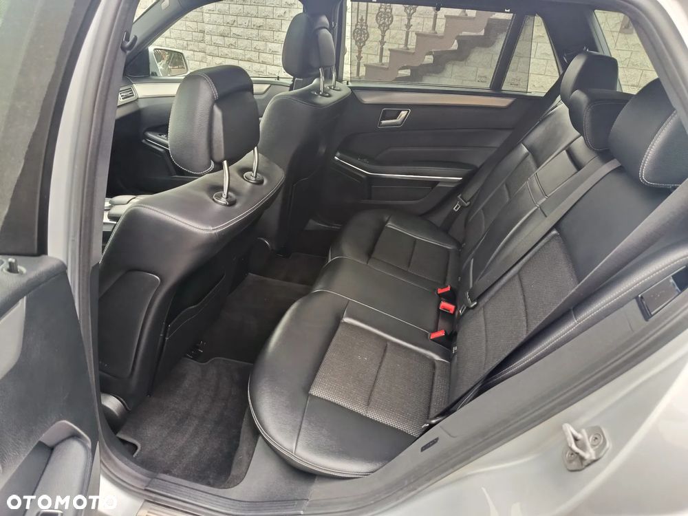 Mercedes-Benz Klasa E 220 CDI 7G-TRONIC Avantgarde - 20