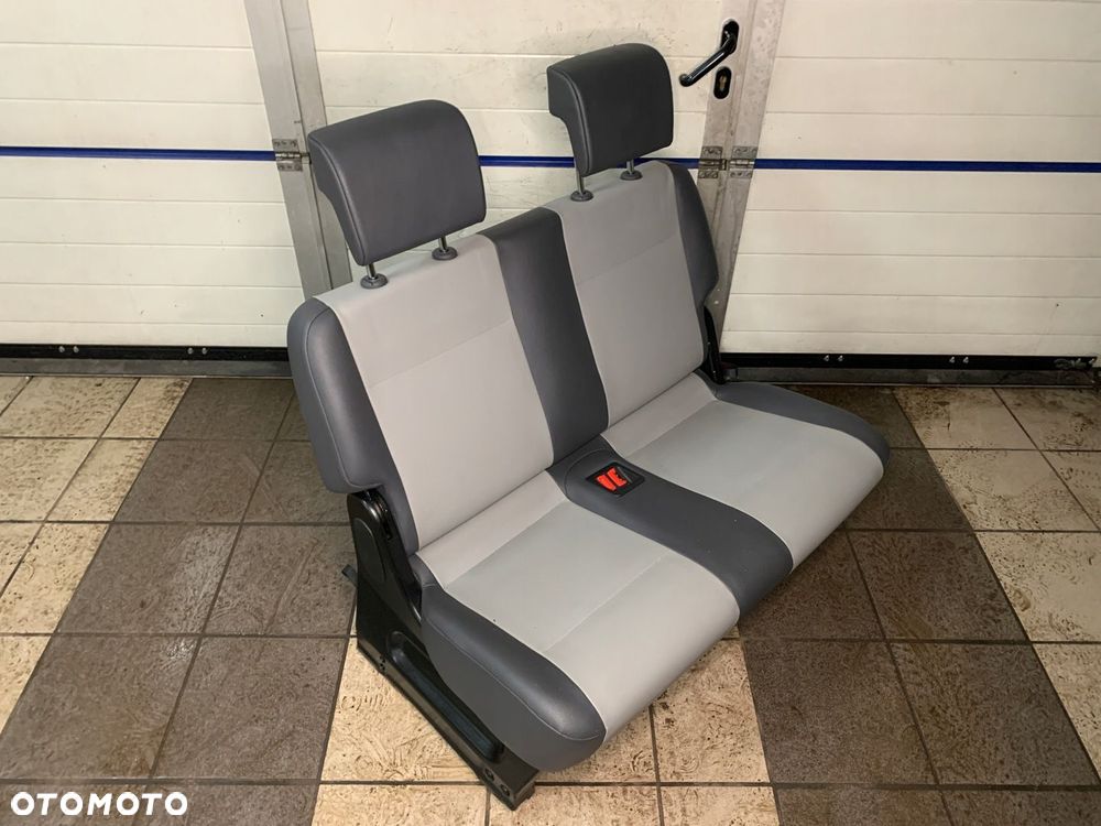 Fotele kanapa 3 rząd VW CADDY skóra jak nowe - 2