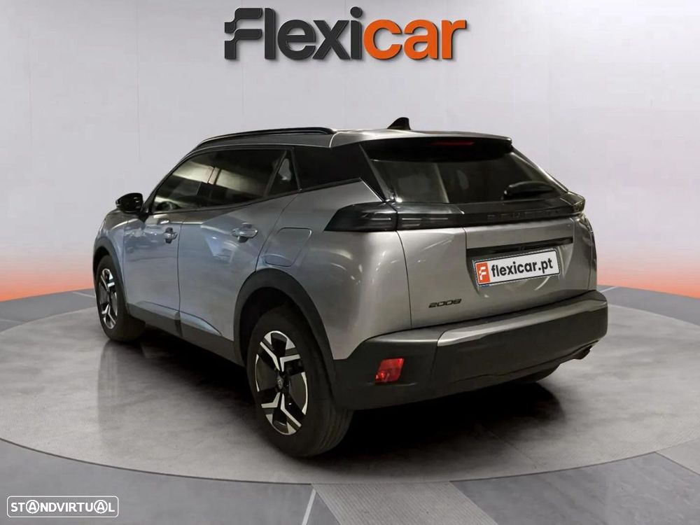Peugeot 2008 1.2 PureTech Allure - 4