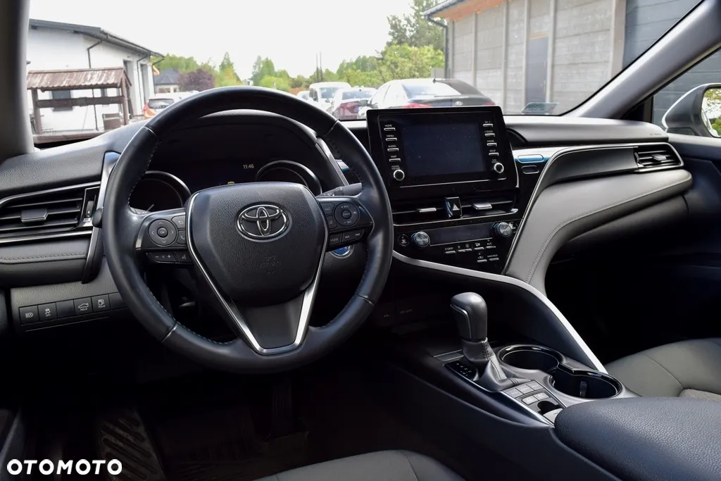 Toyota Camry 2.5 Hybrid Comfort CVT - 14