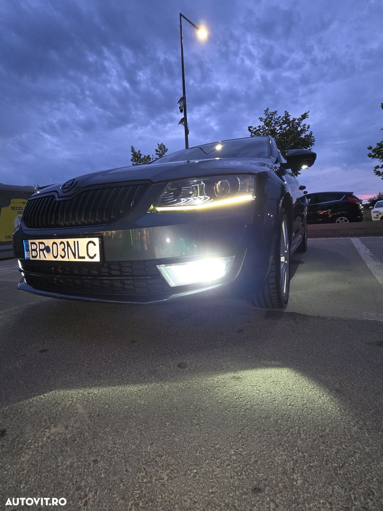 Skoda Octavia 1.8 TSI DSG Ambition - 15