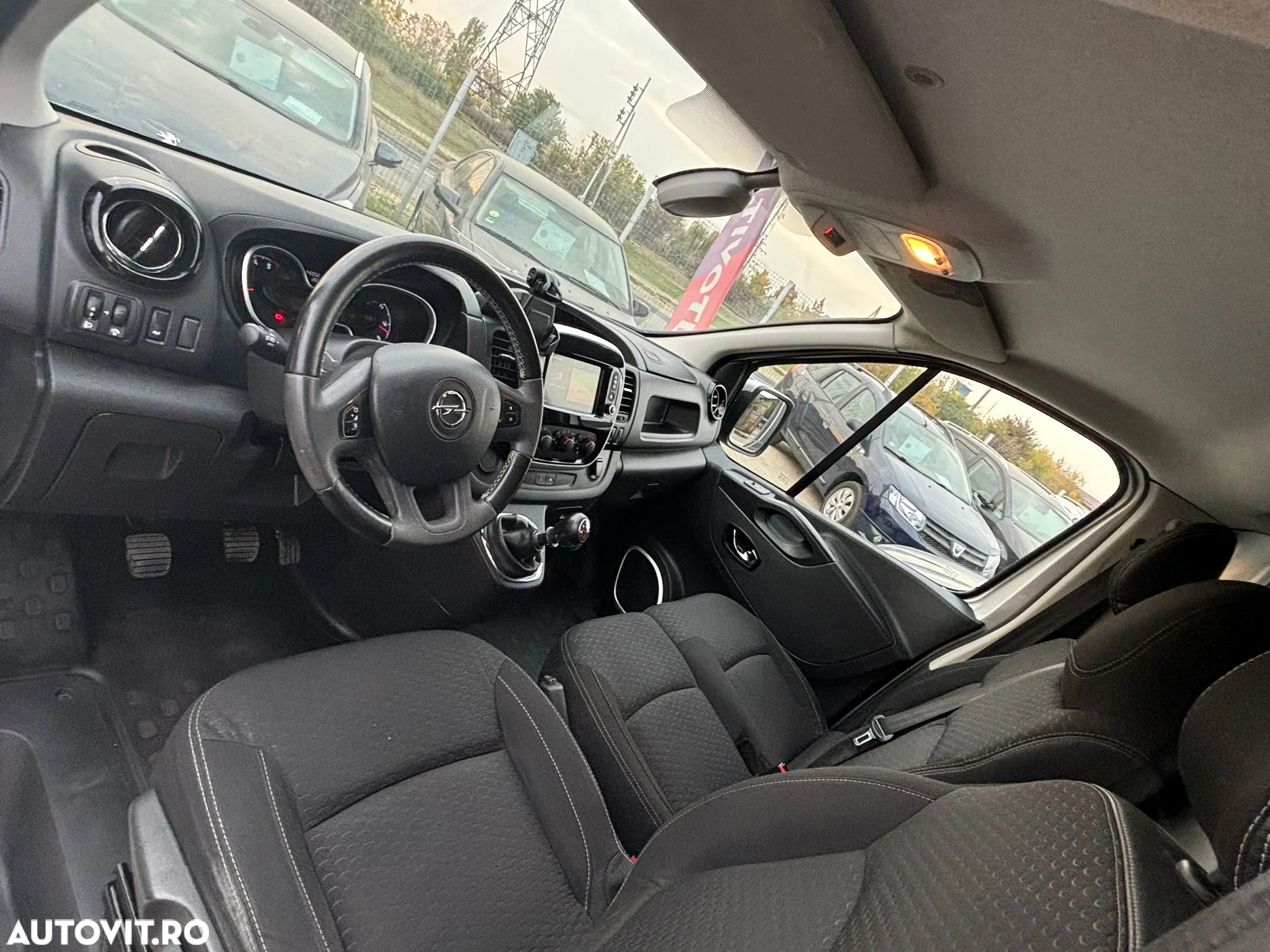 Opel VIVARO - 4