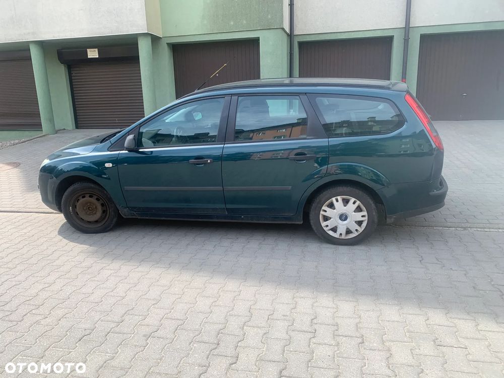 Ford Focus 1.4 16V Ambiente - 3