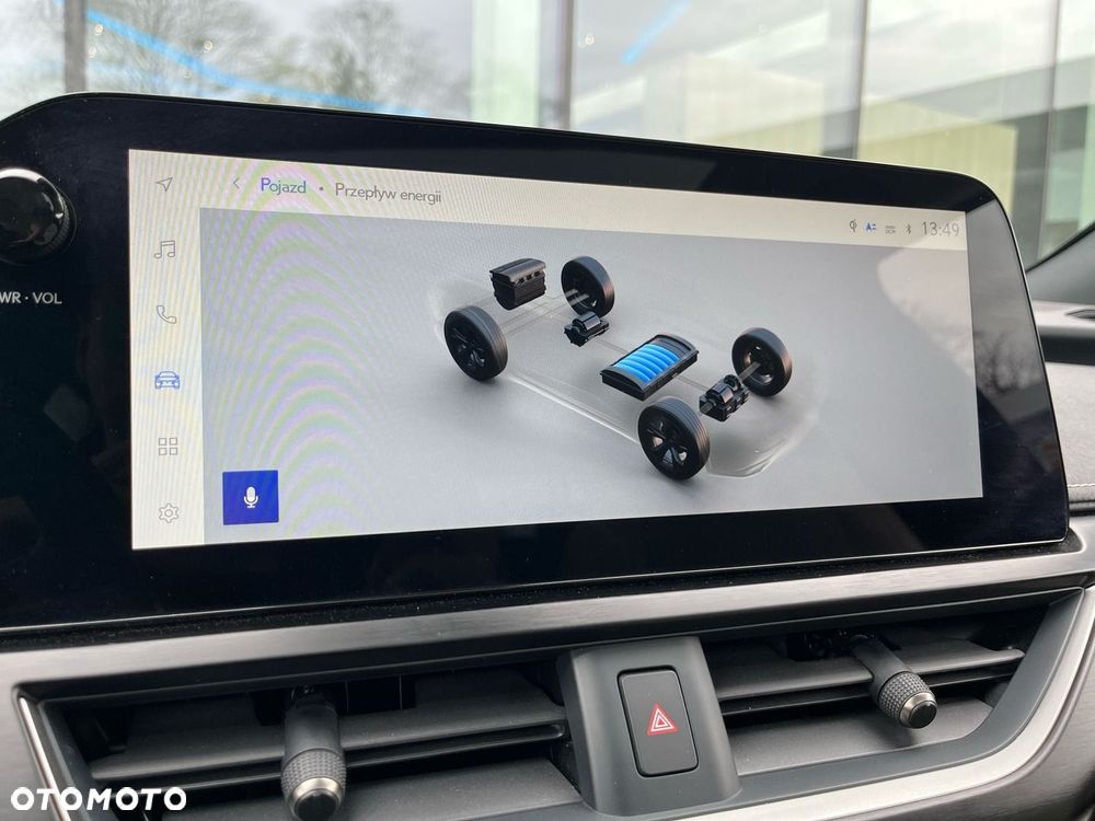 Lexus UX 300h Omotenashi AWD - 18