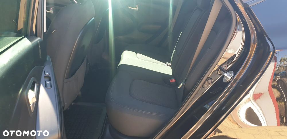 Hyundai ix35 - 10