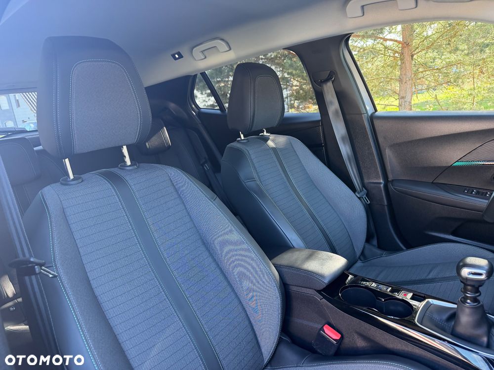 Peugeot 2008 1.2 PureTech Allure Pack S&S - 34