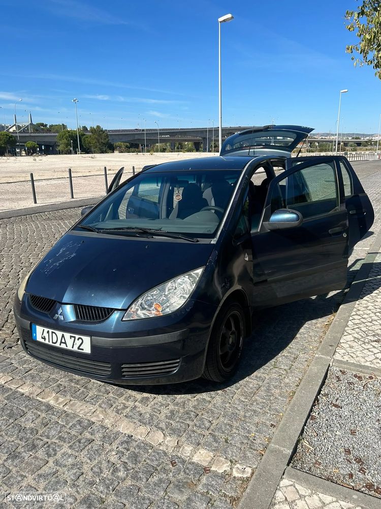 Mitsubishi Colt - 3