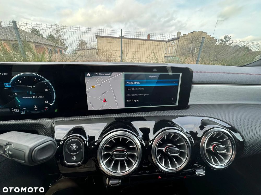 Mercedes-Benz CLA 200 d 8G-DCT AMG Line - 12