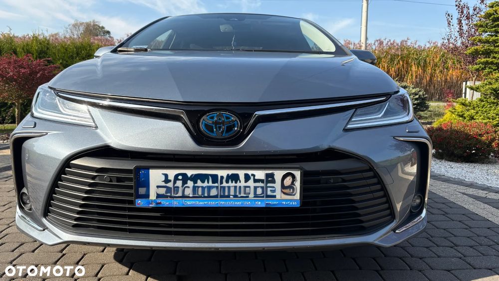Toyota Corolla 1.8 Hybrid Comfort - 18
