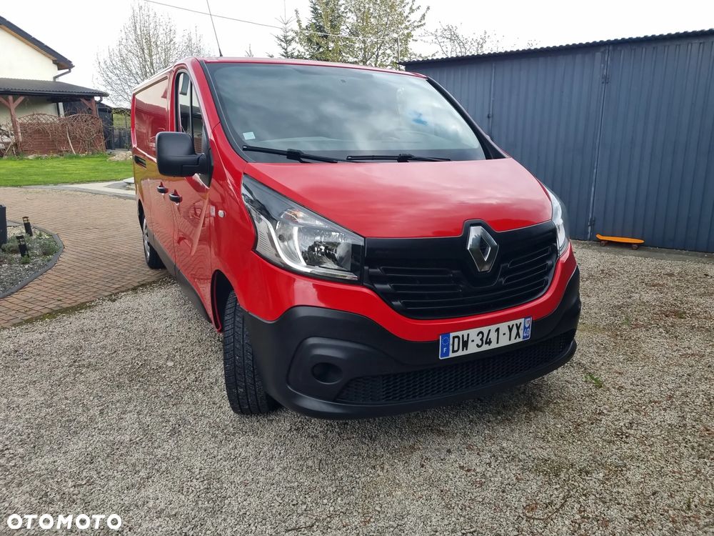Renault TRAFIC - 24