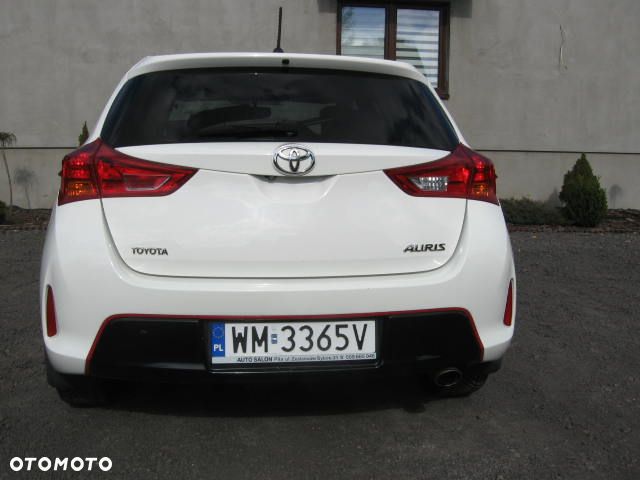 Toyota Auris 1.6 Premium - 7