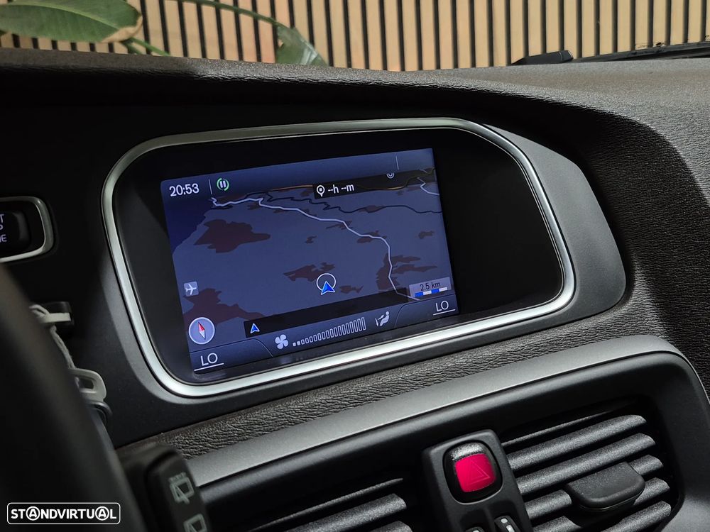 Volvo V40 1.6 D2 Momentum Eco - 26