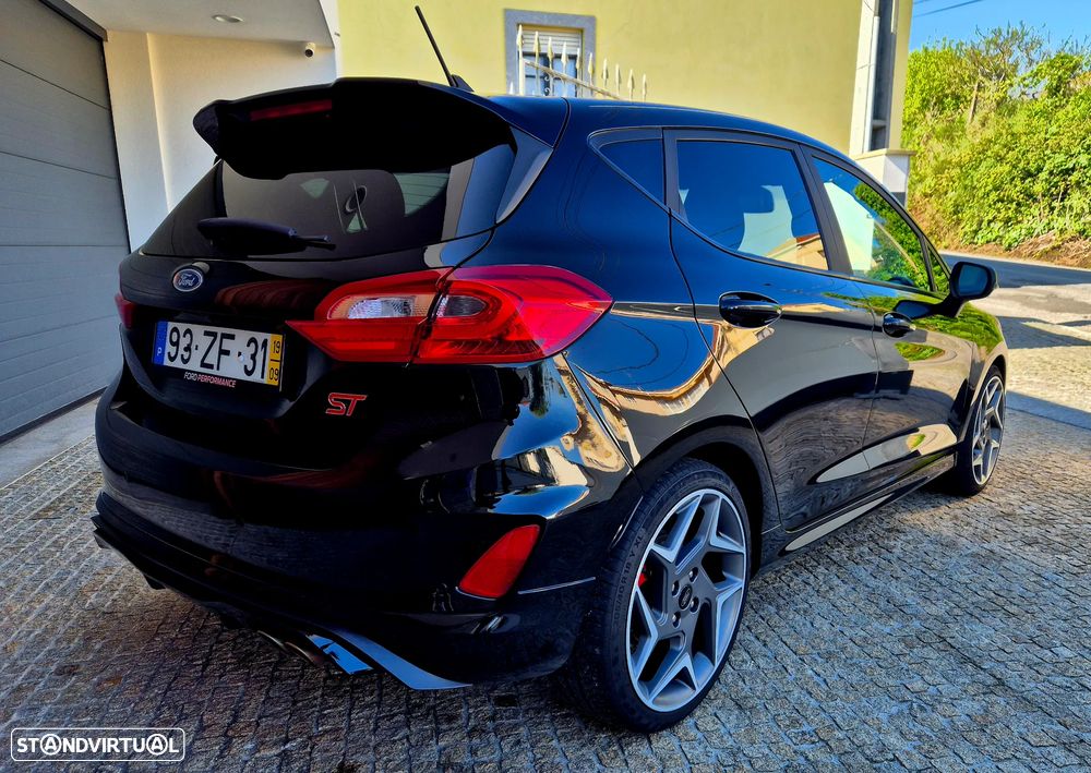 Ford Fiesta 1.5 EcoBoost ST - 2