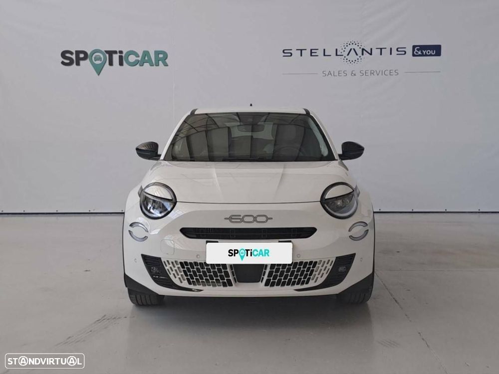 Fiat 600 ver-1-2-hybrid-la-prima - 2