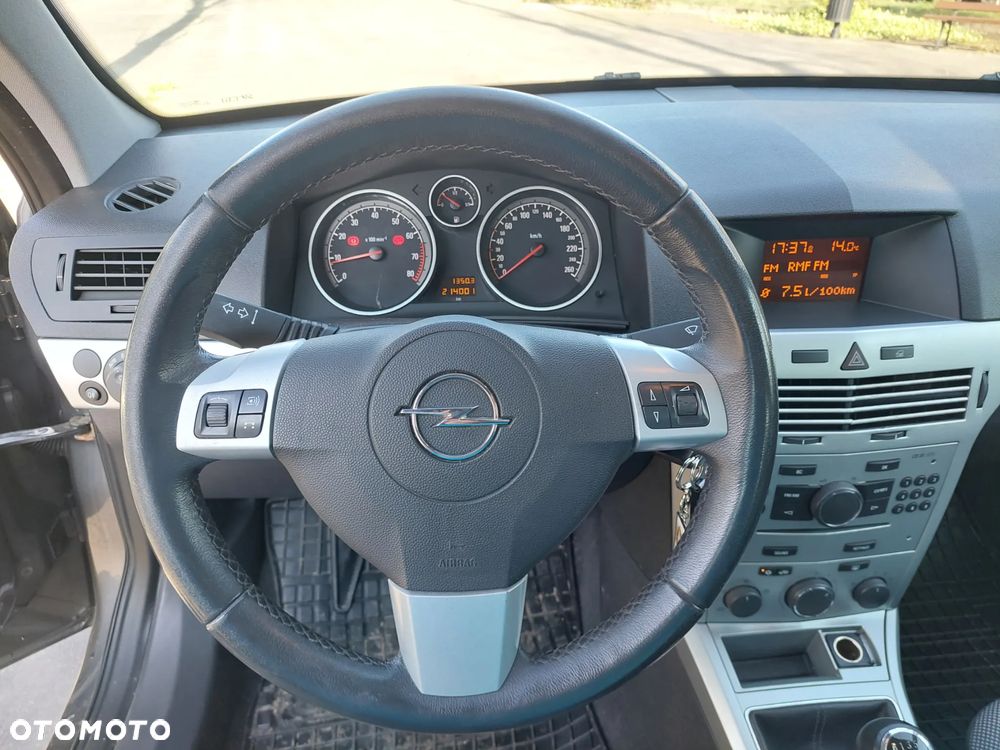 Opel Astra 1.6 Edition Sport - 11