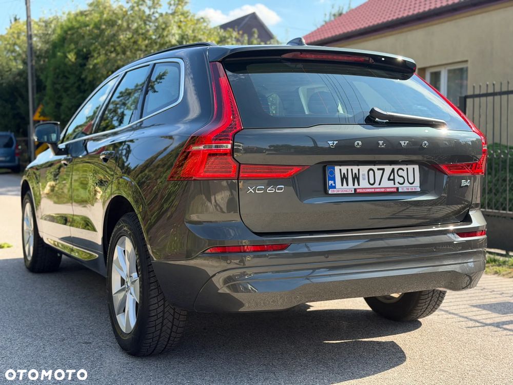 Volvo XC 60 B4 B Momentum Pro - 6