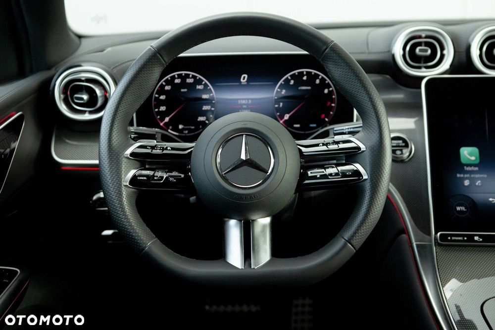 Mercedes-Benz GLC - 24