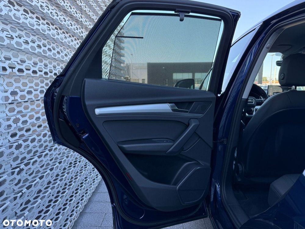 Audi Q5 Sportback - 12