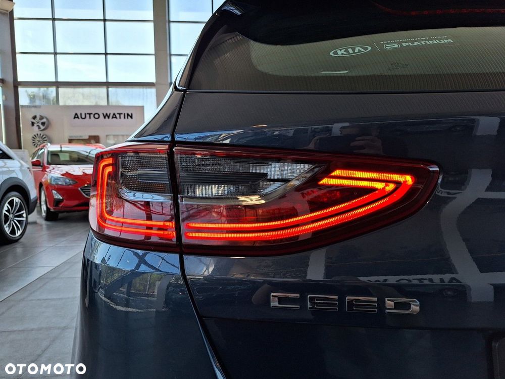 Kia Ceed 1.4 T-GDI M DCT - 9