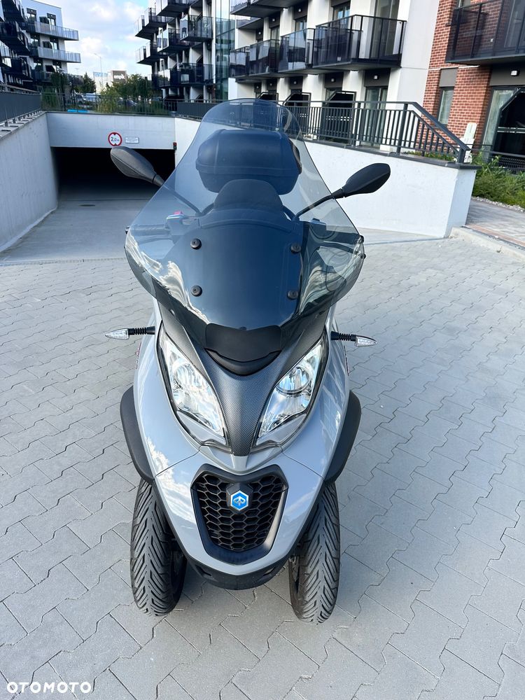 Piaggio MP-3 - 9