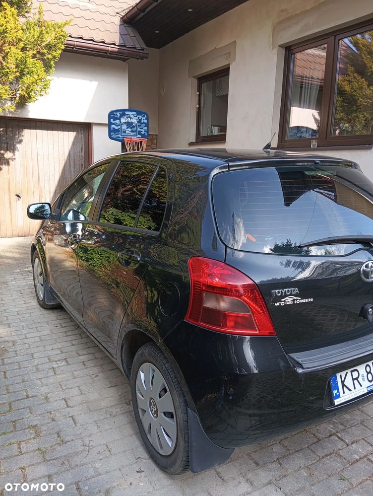 Toyota Yaris - 5