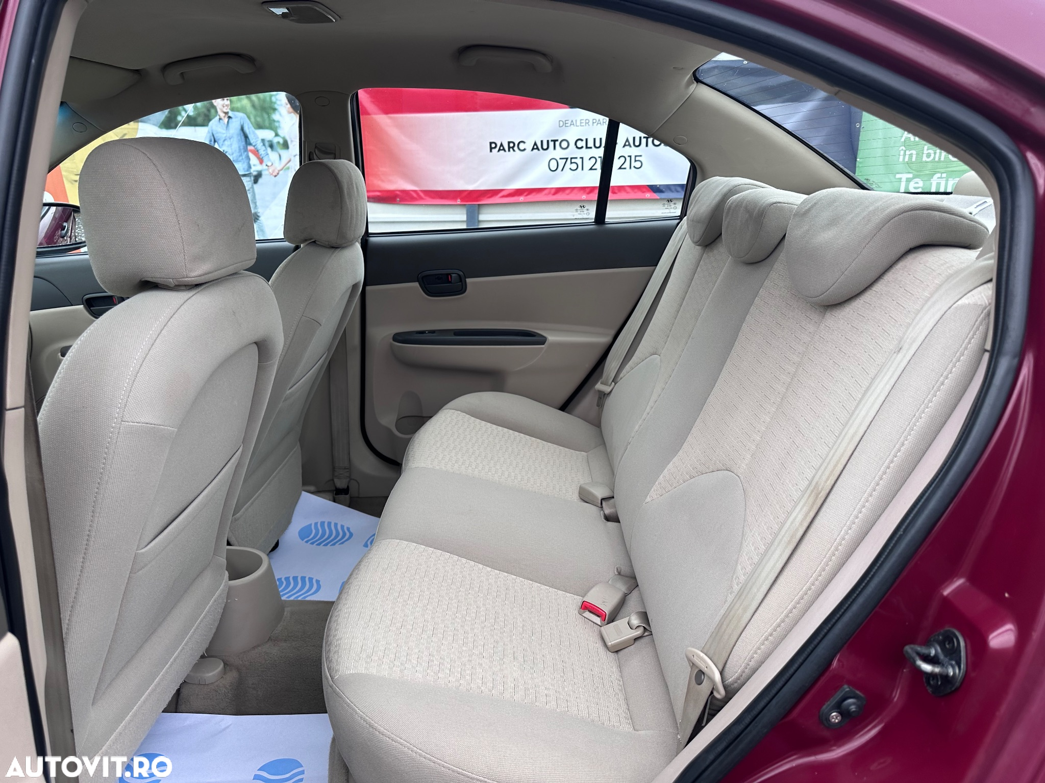 Hyundai Accent 1.4 GL - 20