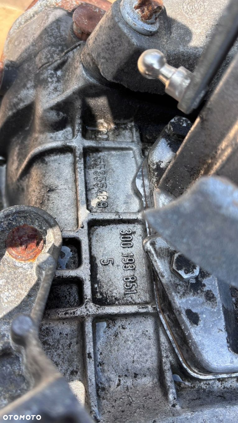 SKRZYNIA BIEGÓW OPEL CORSA C 1.0 55355489 649354685 - 3