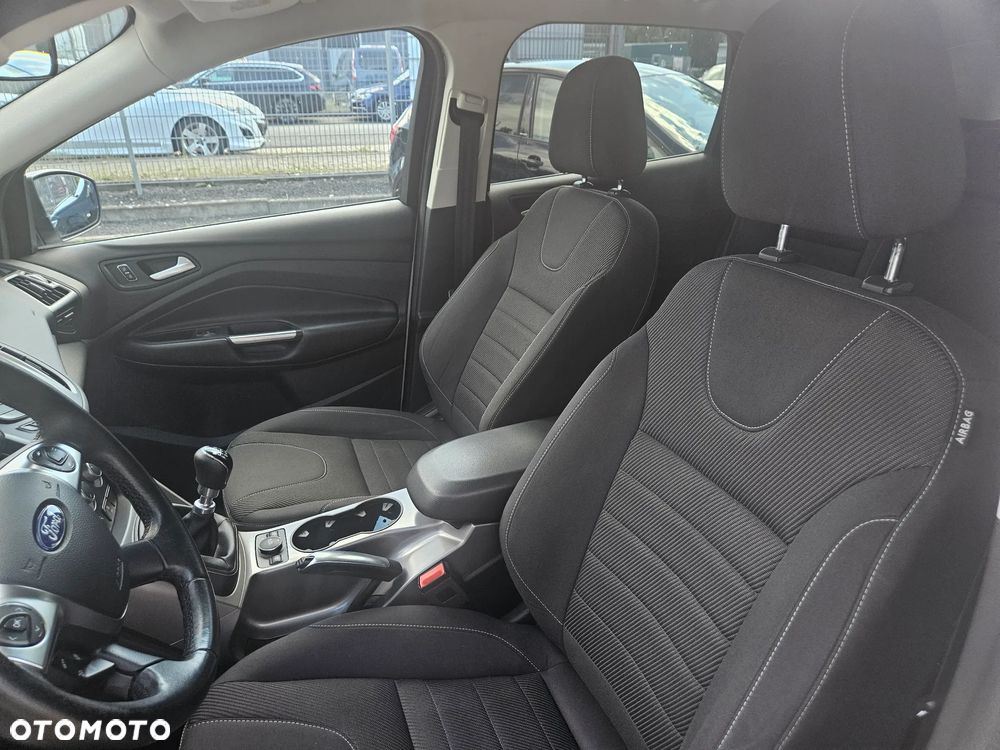 Ford Kuga 1.5 EcoBoost FWD Trend ASS MMT6 - 9
