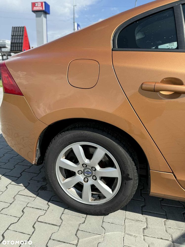 Volvo S60 - 23