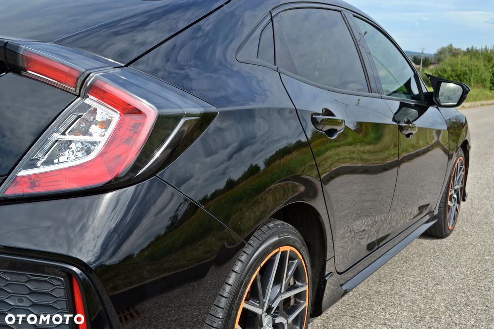 Honda Civic 1.5 i-VTEC Turbo CVT Sport Plus - 14