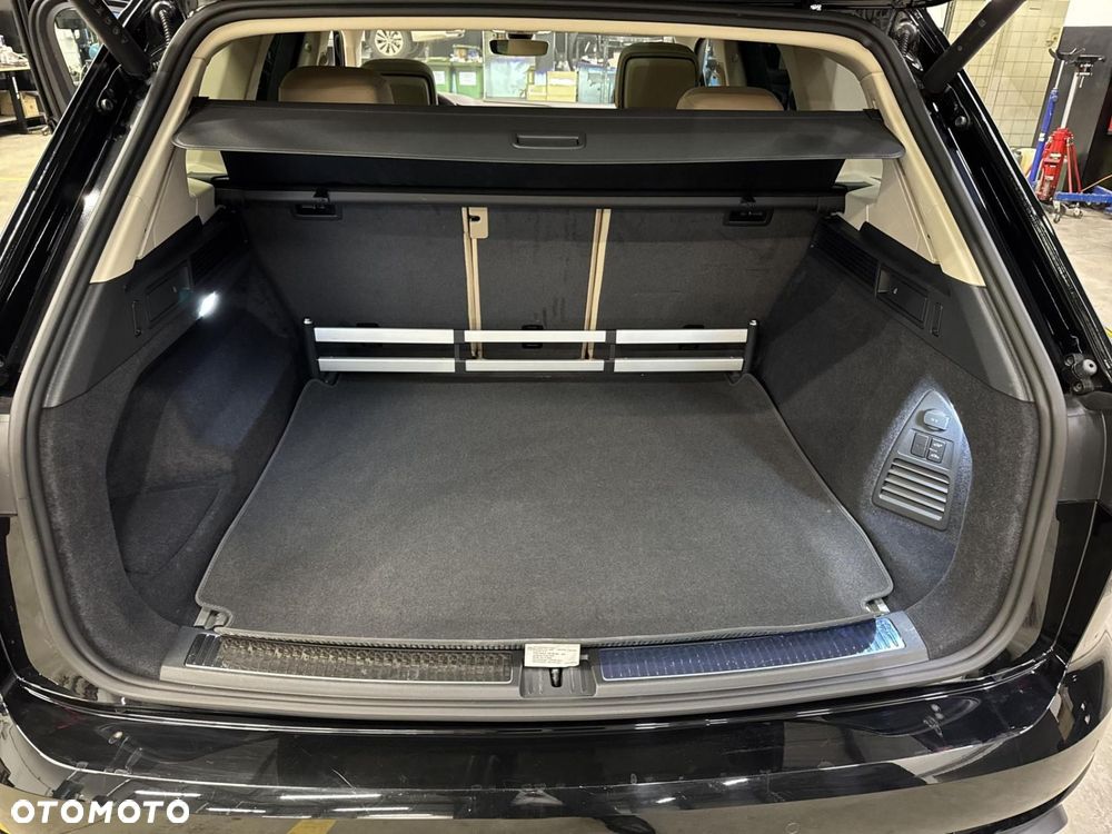 Volkswagen Touareg 3.0 V6 TDI SCR 4Mot Elegance - 17