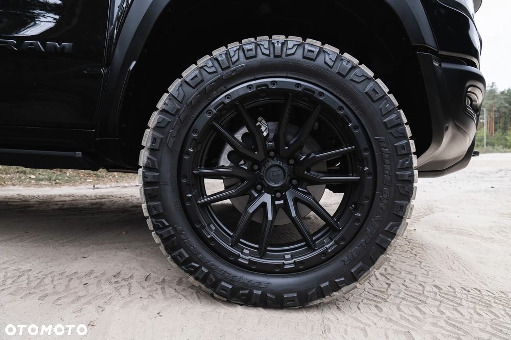 RAM 1500 TRX - 12