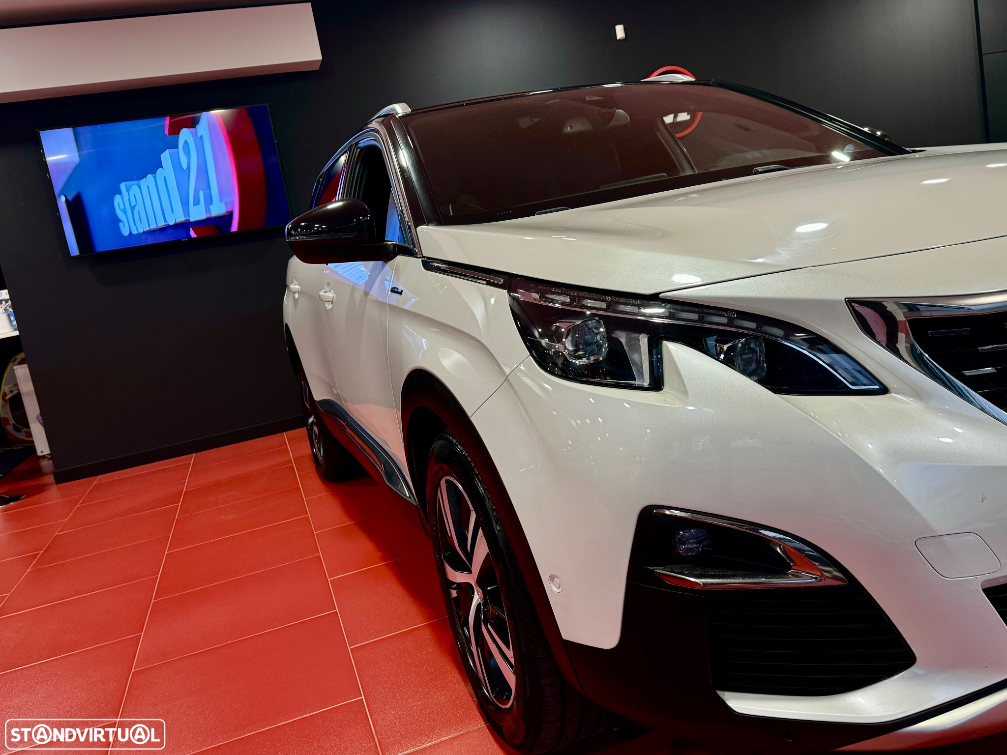 Peugeot 5008 1.6 BlueHDi GT Line EAT6 - 21