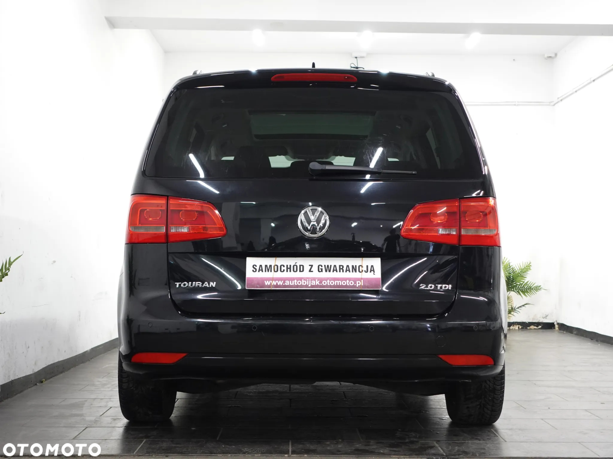 Volkswagen Touran 2.0 TDI DPF Comfortline - 8