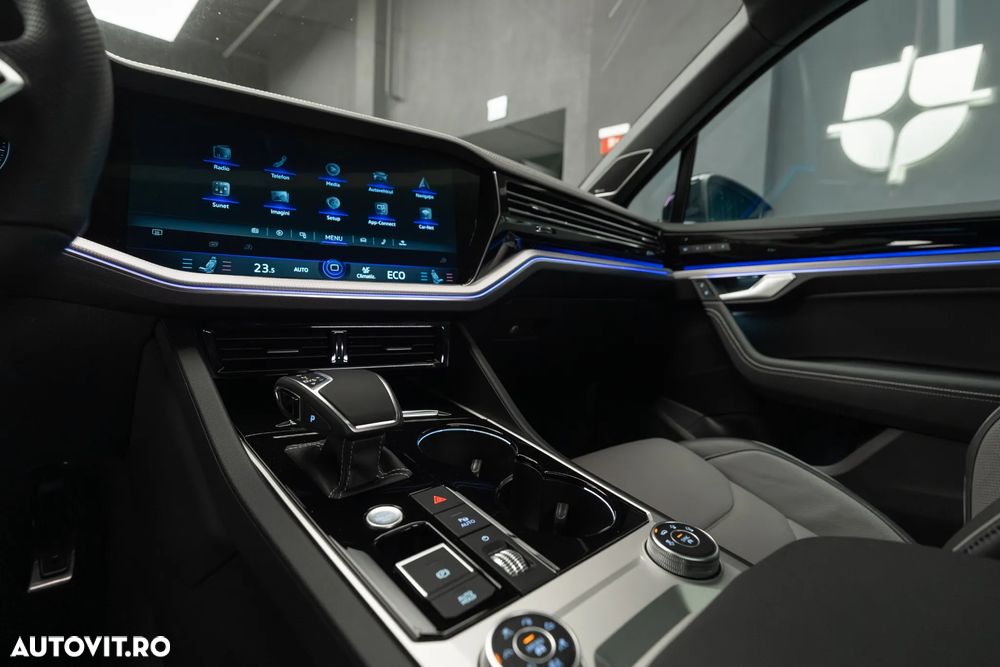 Volkswagen Touareg V6 TDI 4MOTION R-Line - 21