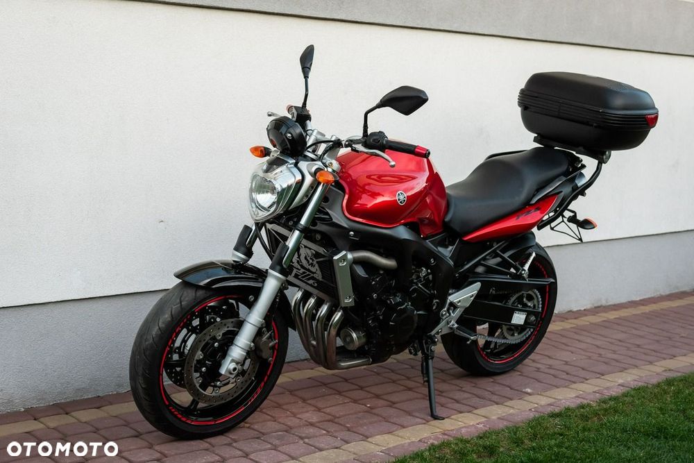 Yamaha FZ - 6