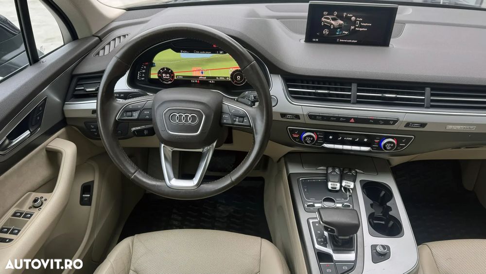 Audi Q7 - 7
