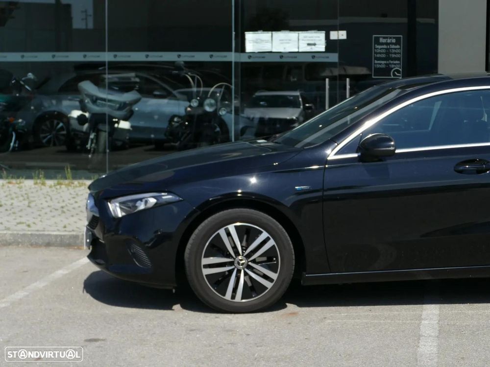 Mercedes-Benz A 250 e Progressive - 14