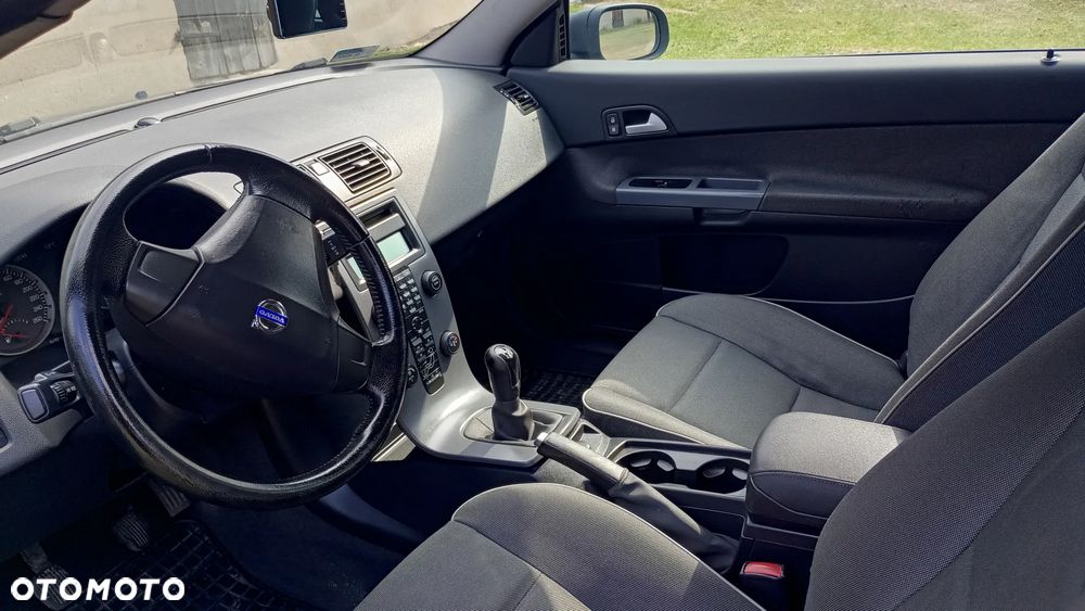 Volvo C30 1.6D - 26
