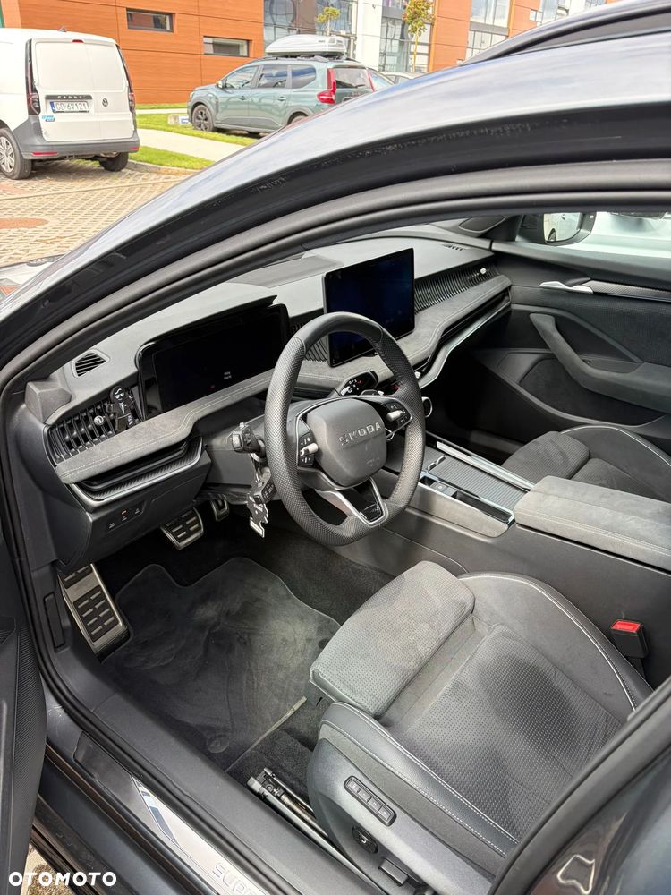 Skoda Superb 2.0 TSI 4x4 Sportline DSG - 7